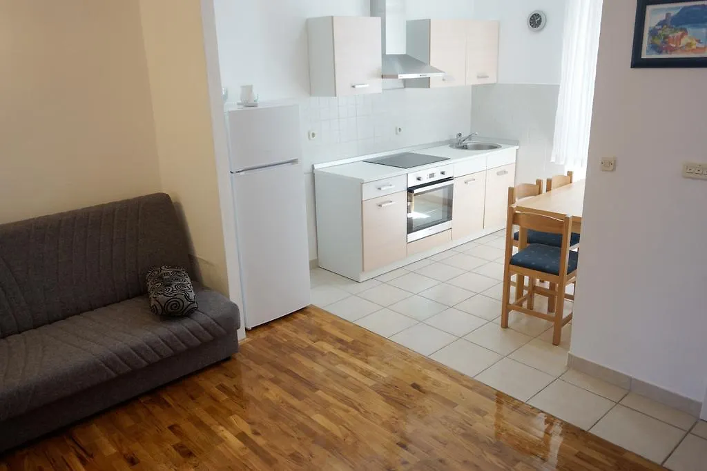 Apartment Basioli Sali